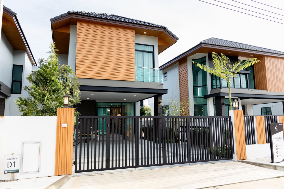 โครงการสุธาทิพย์แกรนด์คูลี่